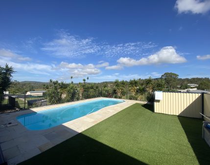9-11 Lady Penrhyn Court, MUNDOOLUN, QLD 4285
